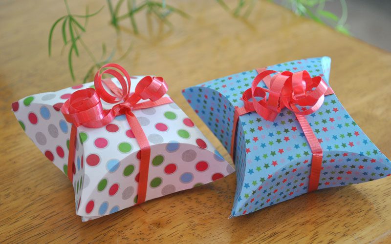 creative gift wrapping