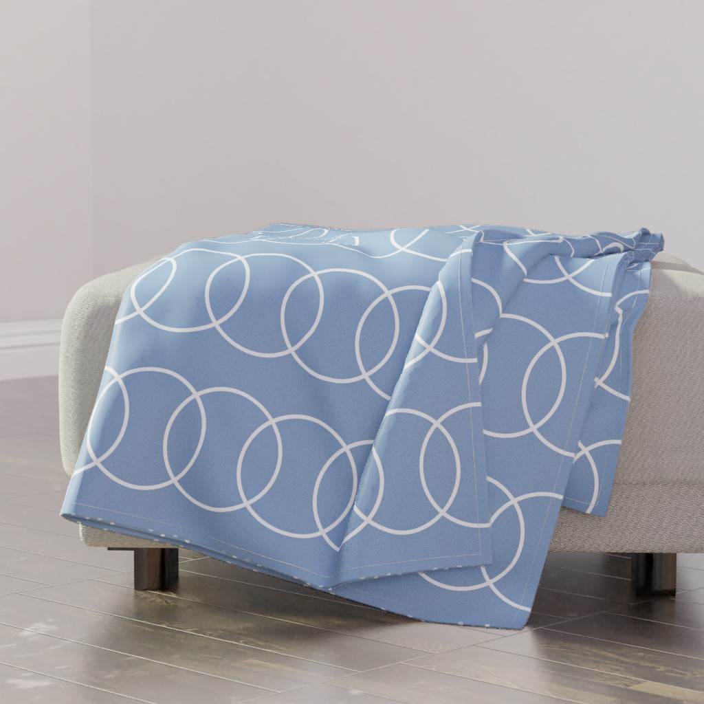 blue circle throw blanket