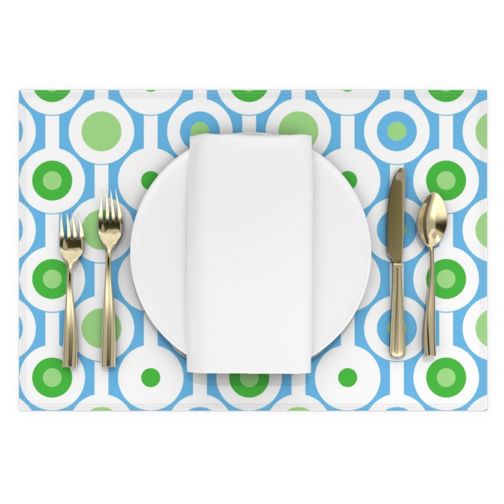 green circle placemats