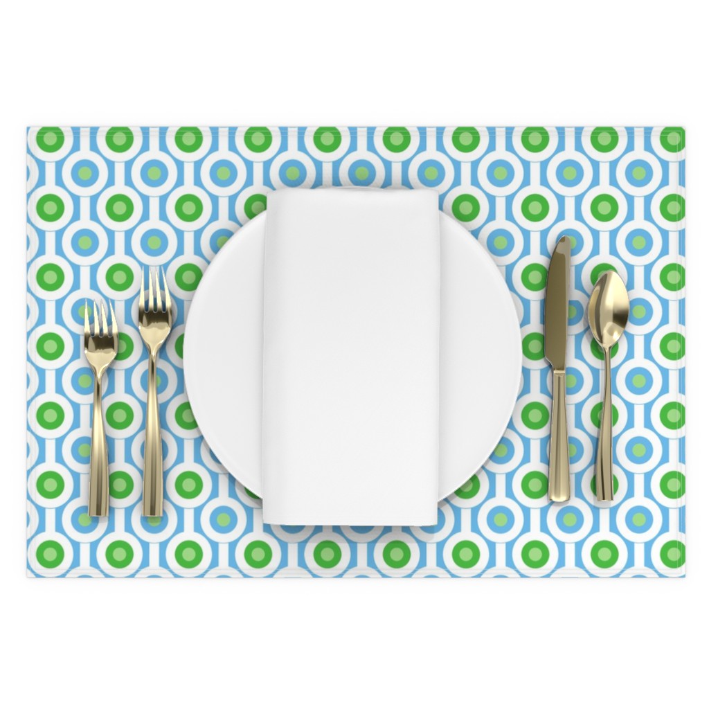 green circle placemat